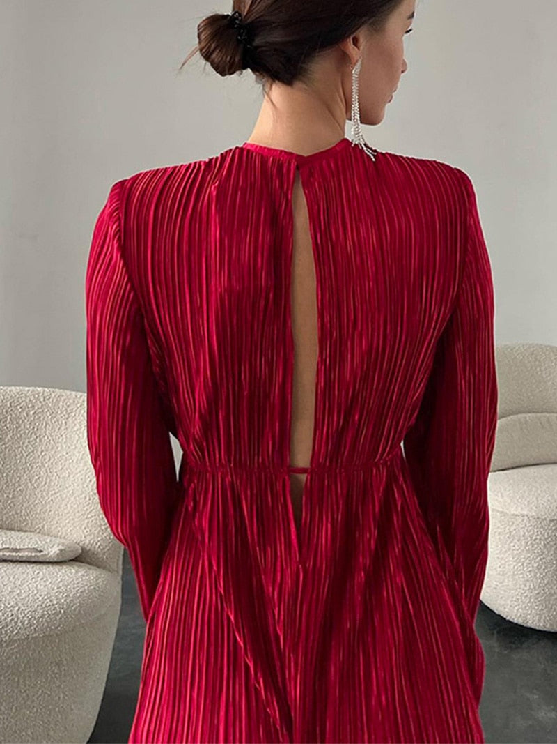 Elegant Solid Red Maxi Pleated Dress